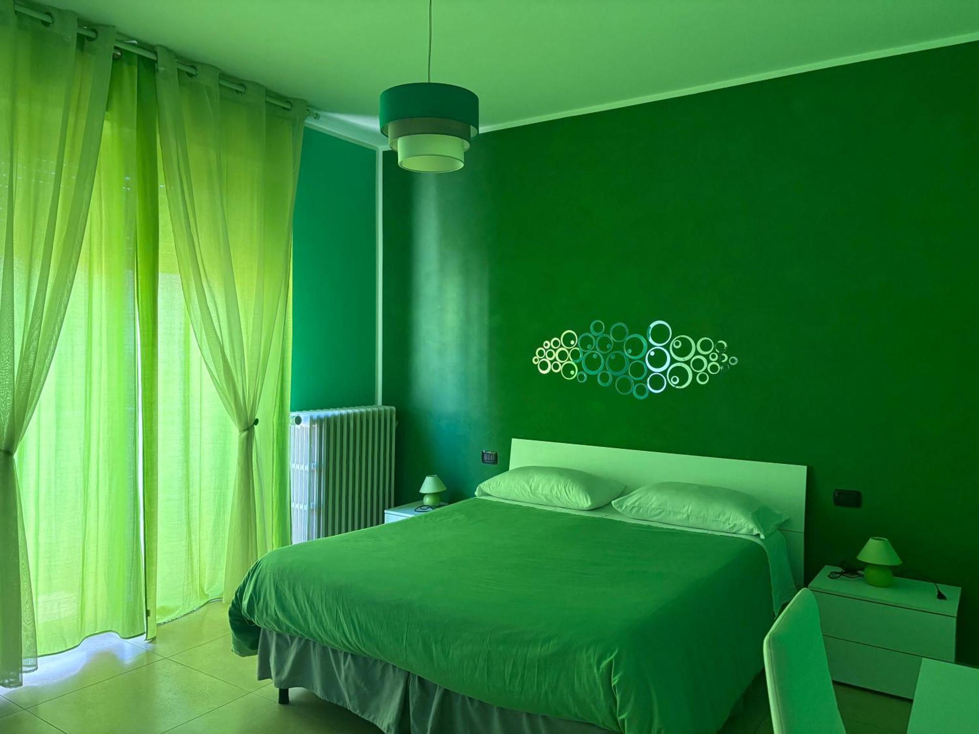 Color House Malpensa B&B Cassano Magnago Buitenkant foto